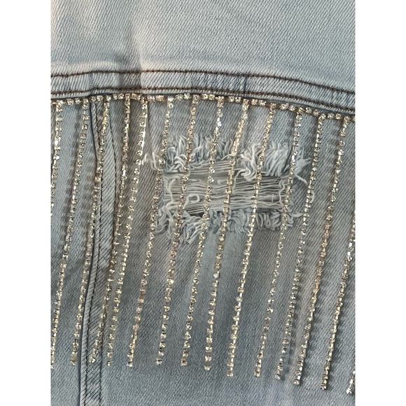 Super cute rhinestone fringe jean jacket S M L - Picture 5 of 7